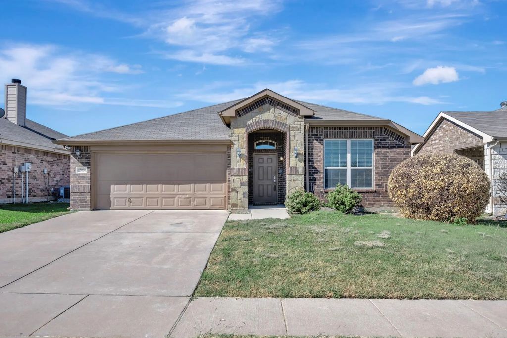 12024 Castleford Way, Fort Worth