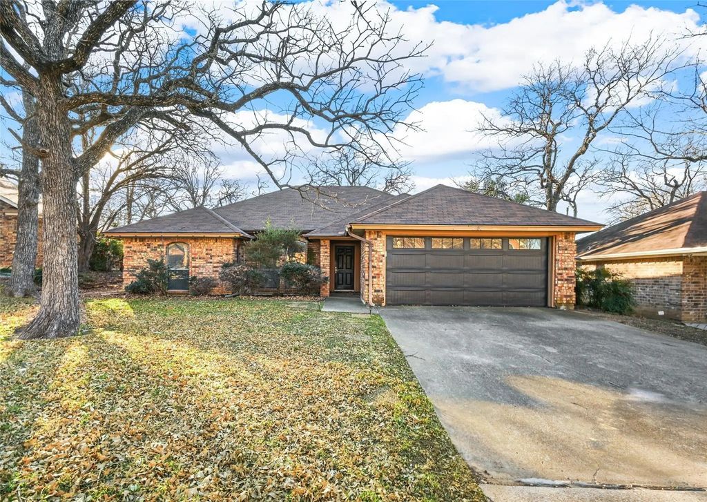 2108 Preakness Court, Arlington