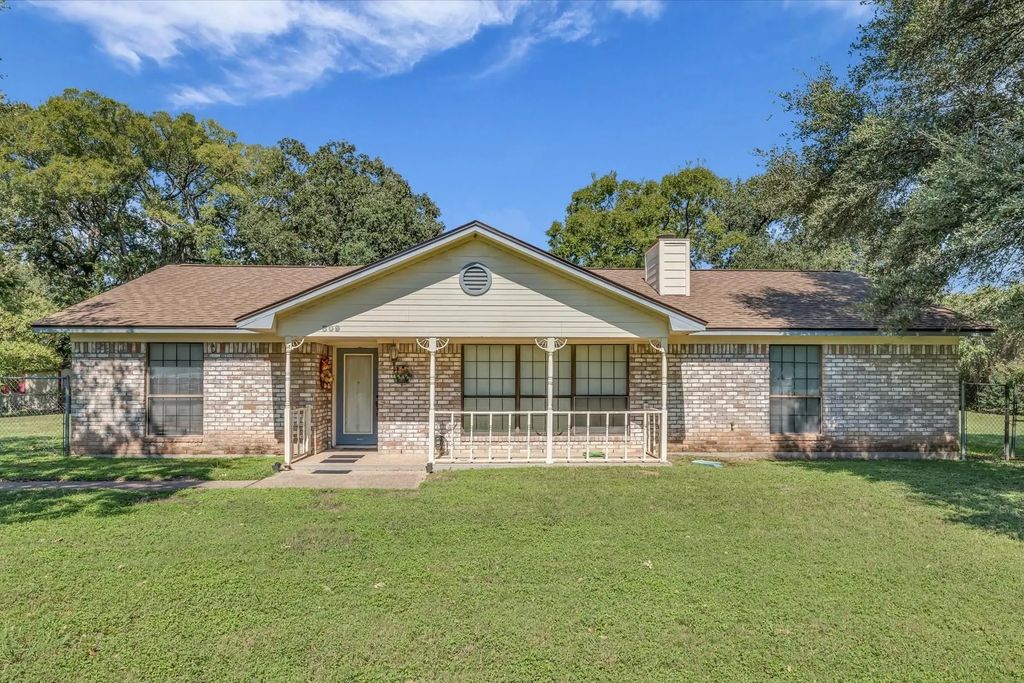309 Old Leroy Road, Elm Mott