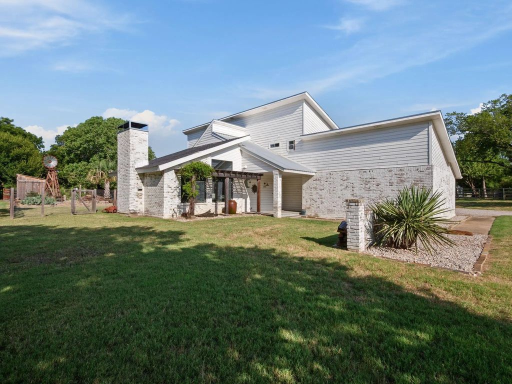 5305 Wildwood Drive, Flower Mound