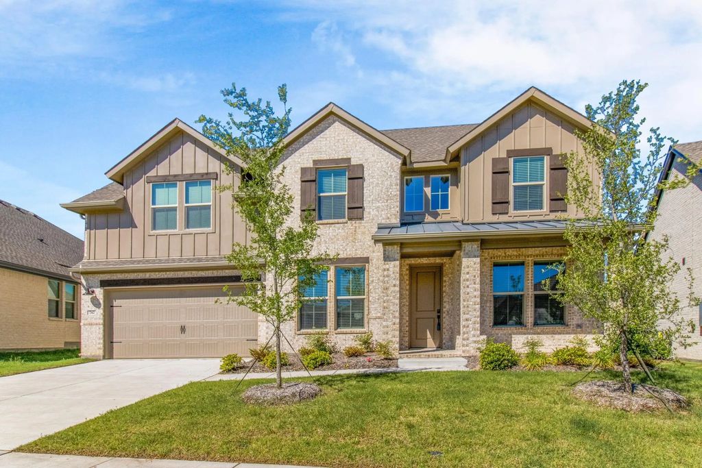 742 Faith Bud Lane, Lavon