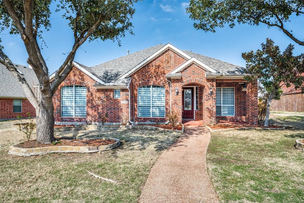 10056 Red Cedar Drive, Frisco