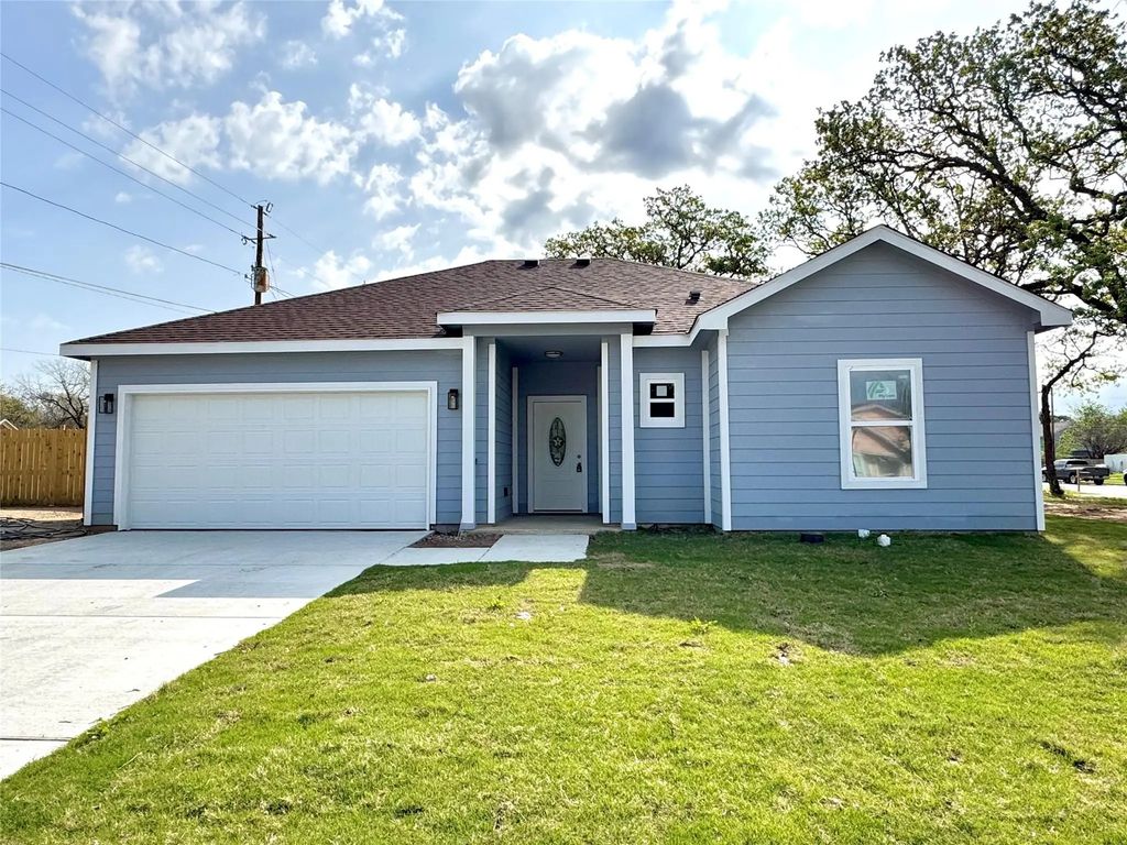 2010 Nantucket Village Drive, Dallas
