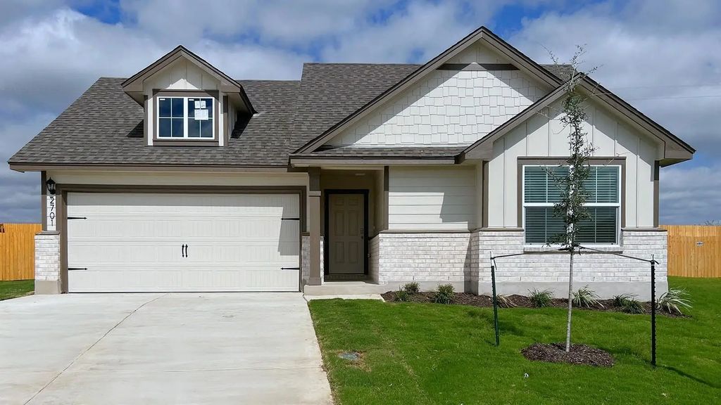 2701 Cyprian Road, Lorena