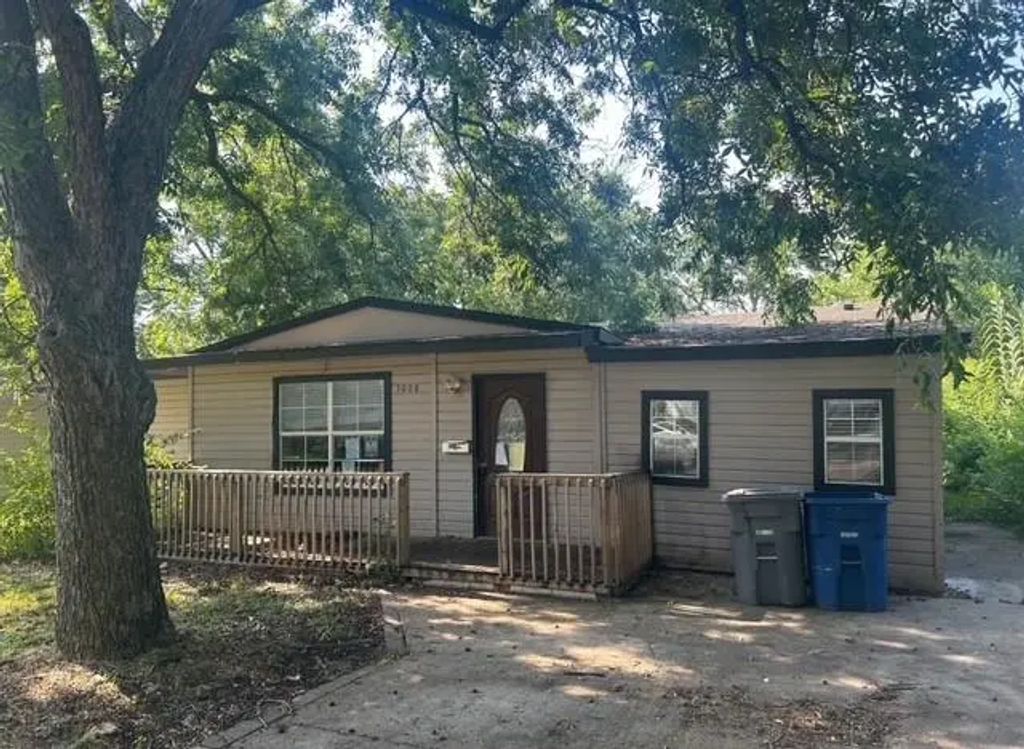 3008 Scottsbluff Drive, Dallas