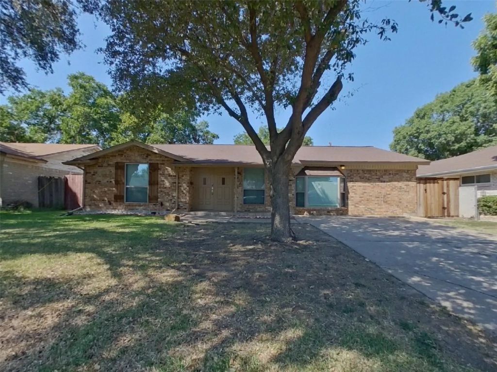 1806 Acosta Street, Grand Prairie