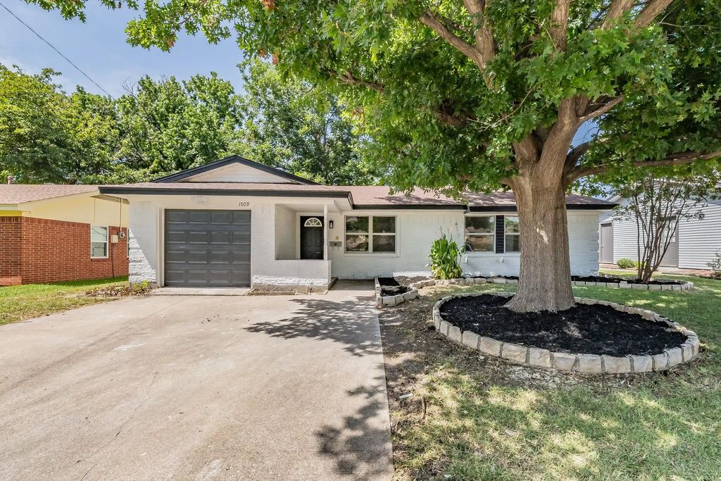 1509 Meadowcrest Drive, Garland