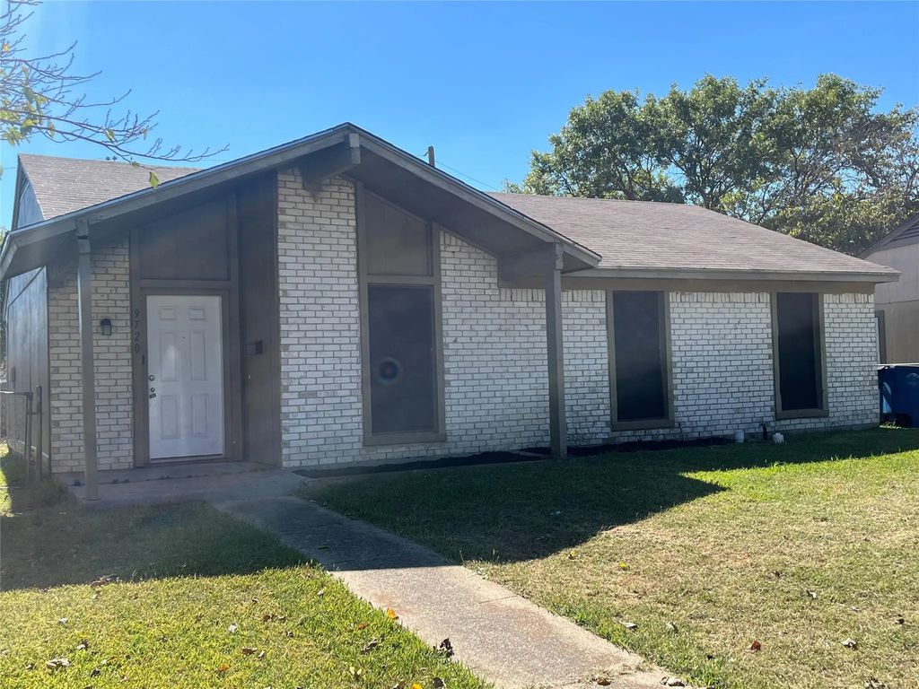 9720 Faircloud Drive, Dallas