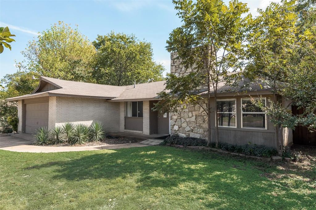 1908 Vatican Lane, Dallas