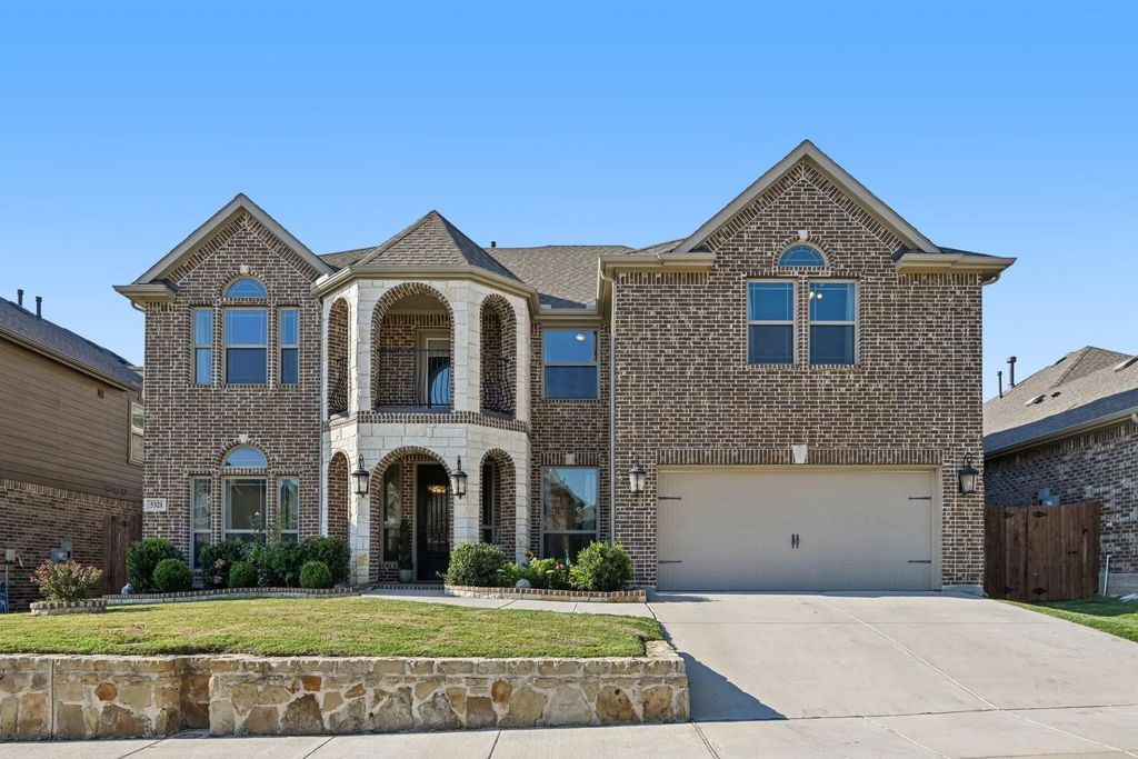 5321 Almanor Road, Fort Worth