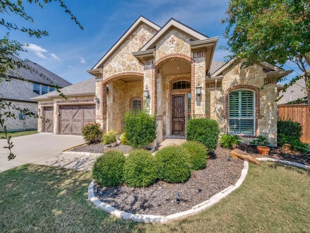 221 Saint Mark Lane, Prosper