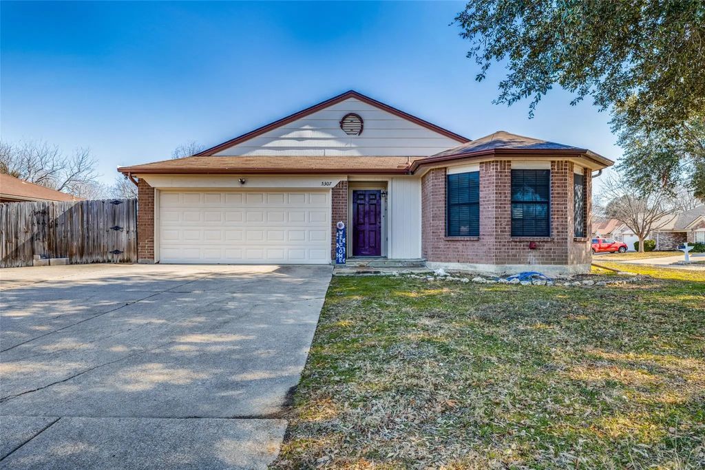 5307 Cody Drive, Arlington