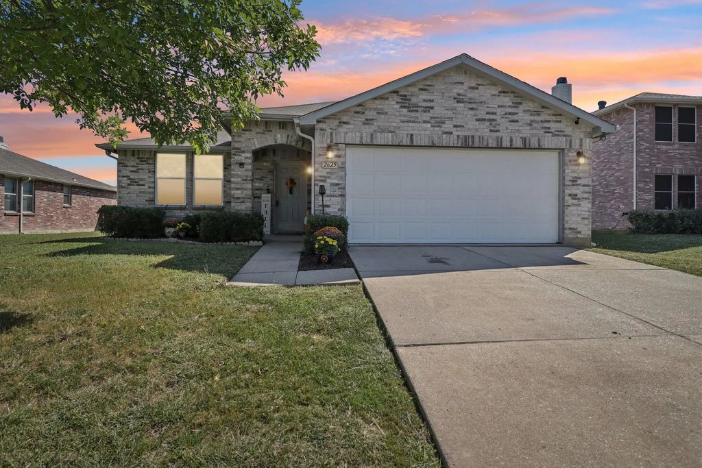 2625 Mariners Drive, Little Elm