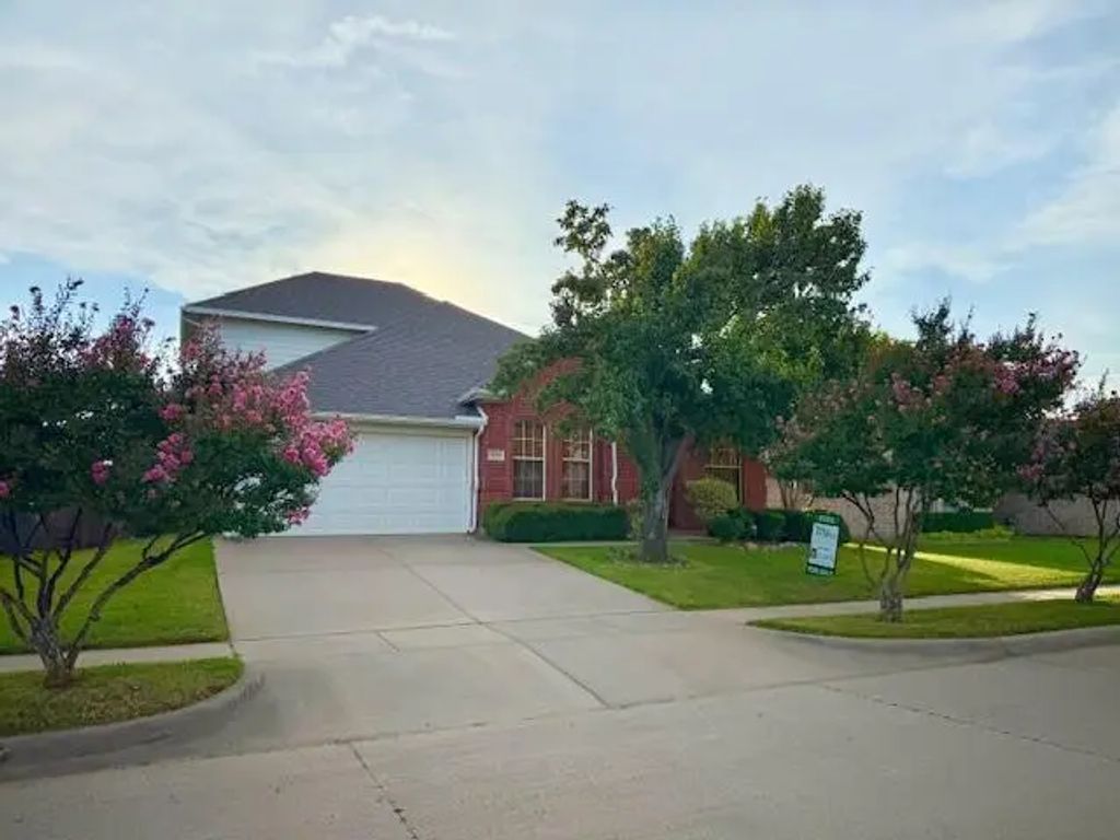 7710 Fox Chase Drive, Arlington
