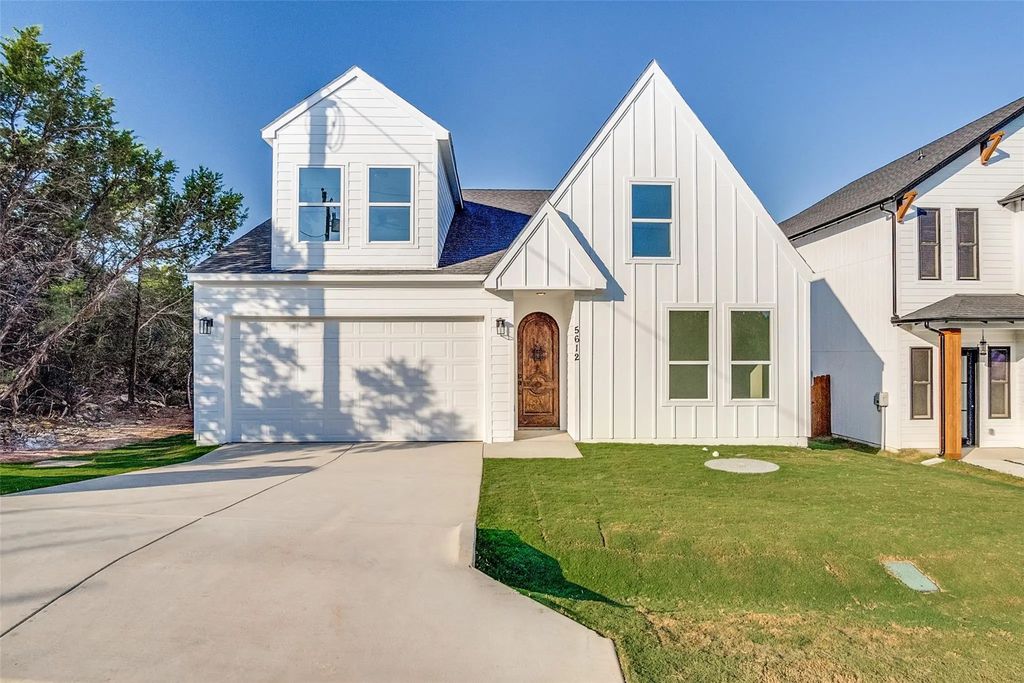 5612 Barkridge Drive, Granbury
