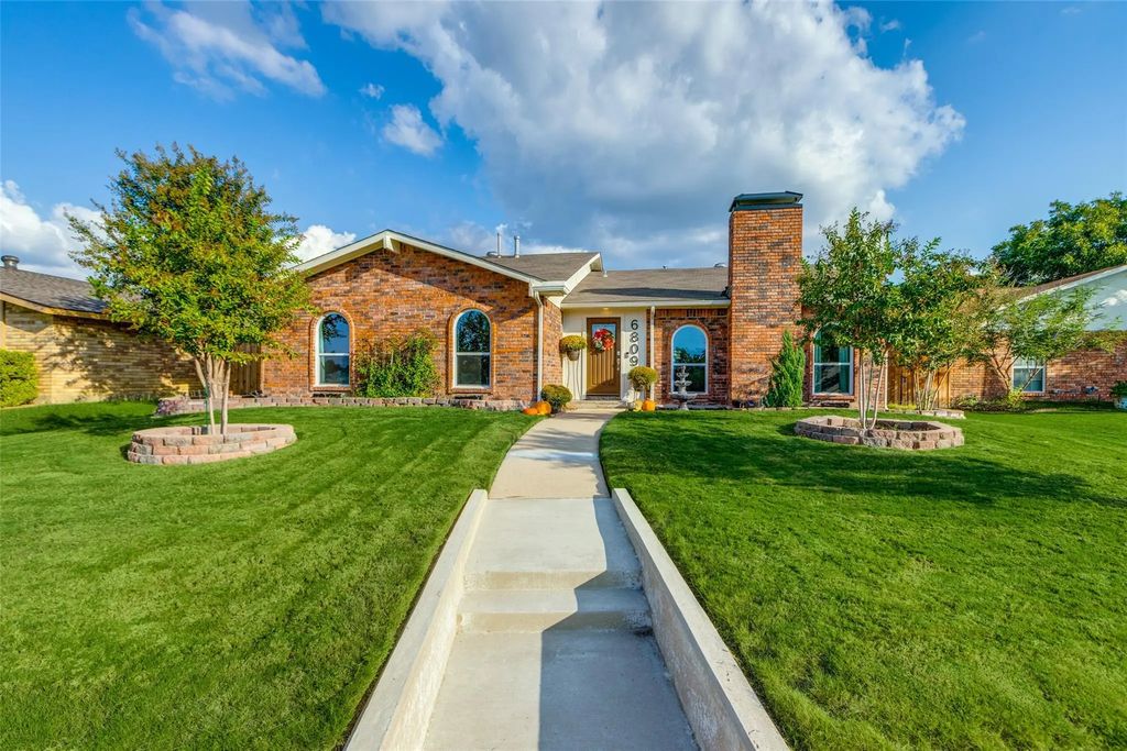 6809 Ragan Drive, The Colony