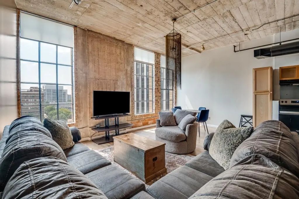 1122 Jackson Street 711, Dallas