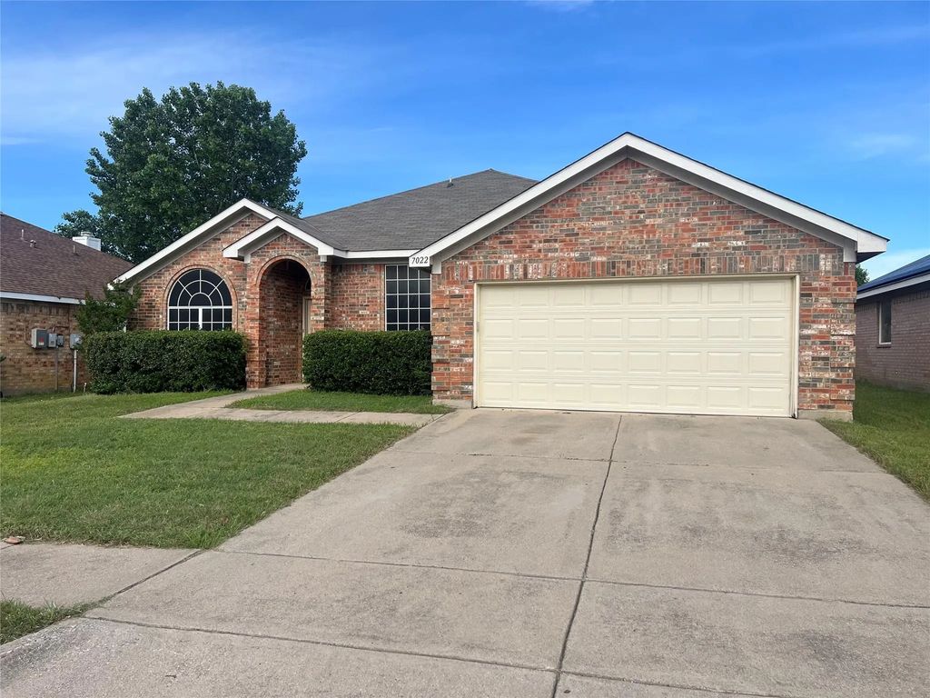 7022 Snowy Owl Street, Arlington