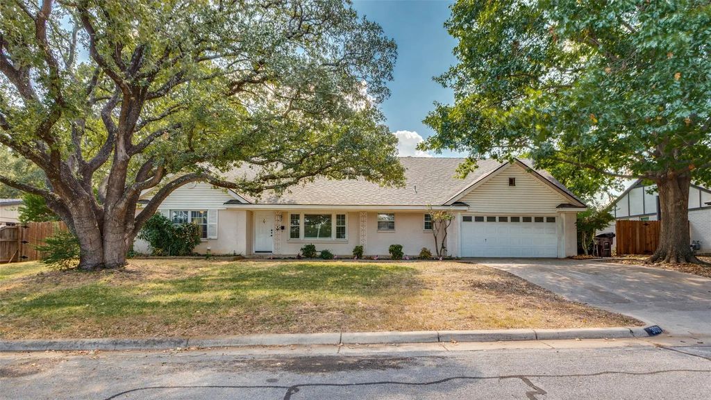 3609 Wedghill Way, Fort Worth