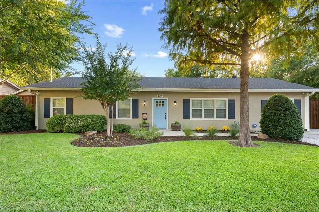 4917 S Country Club Road, Garland