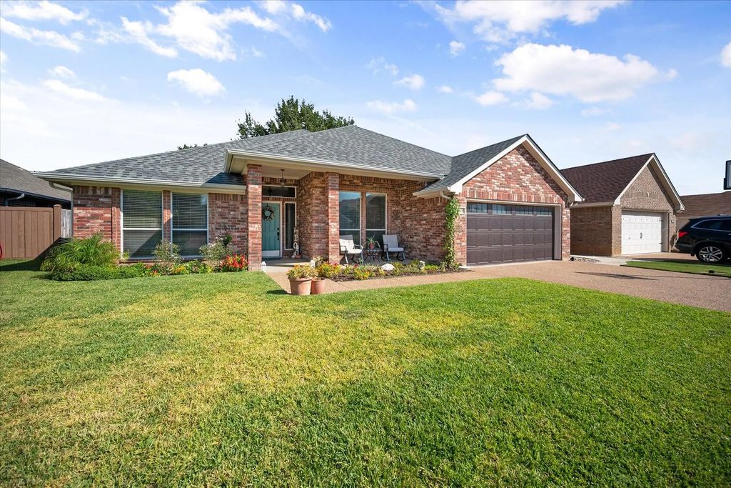 4311 Fox Court, Arlington