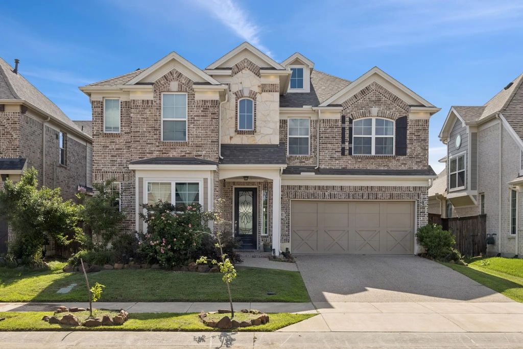 1305 Mary Horn Lane, Aubrey
