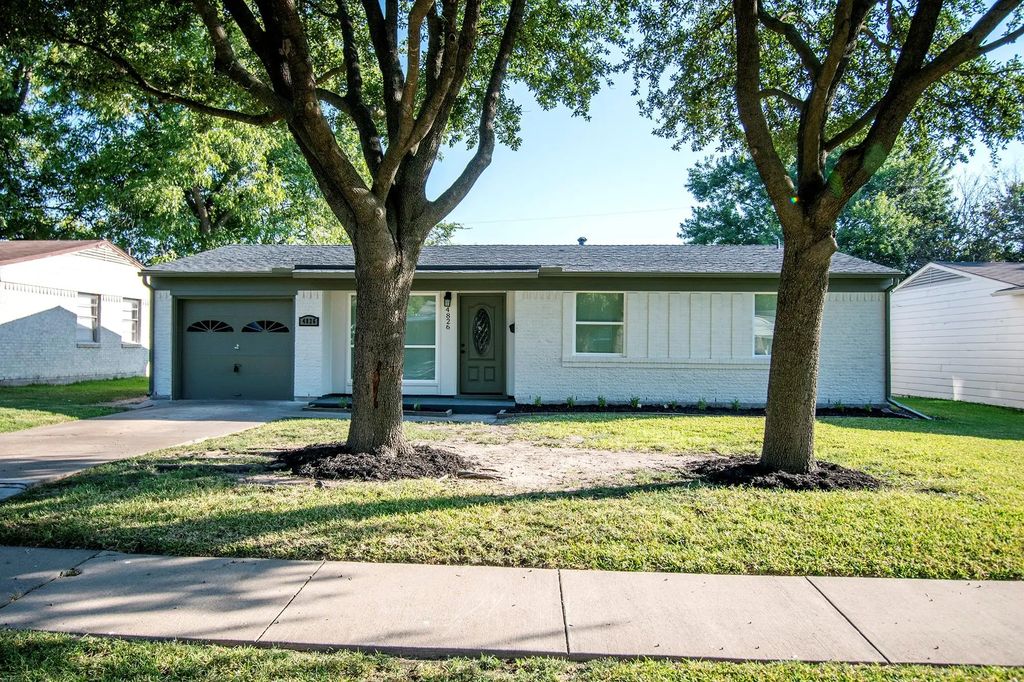 4826 Bedford Drive, Mesquite