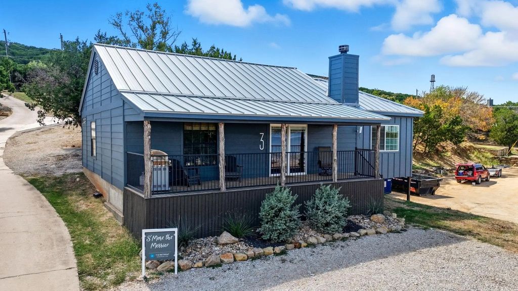 1782 Fm 2951 3, Graford