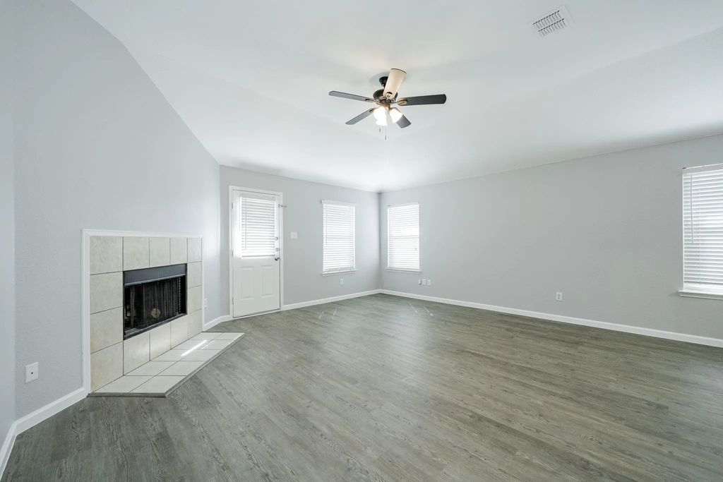 308 Lakefront Drive, Wylie