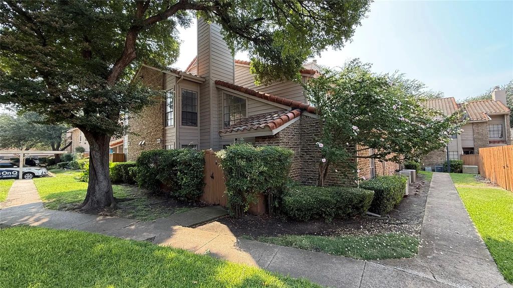 855 Dublin Drive 1, Richardson