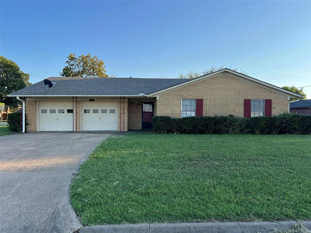 1610 Gallagher Drive, Sherman
