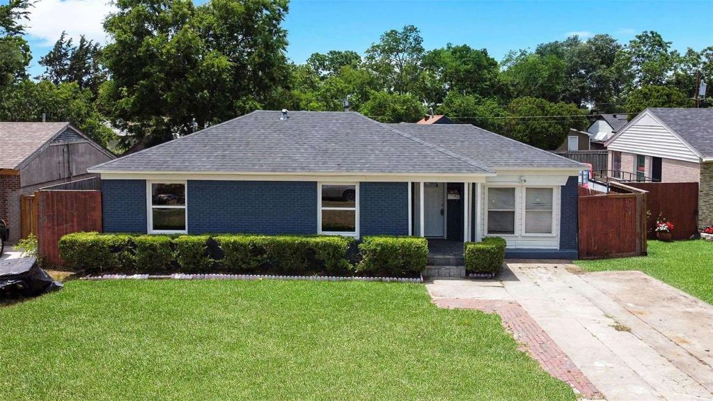 10913 Joaquin Drive, Dallas