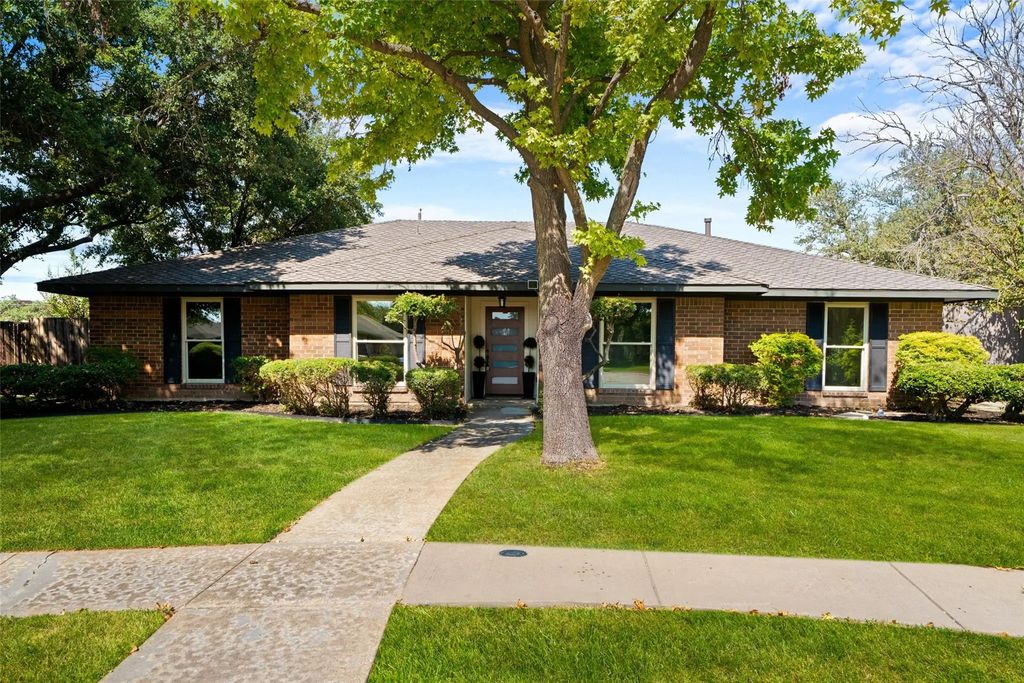 13427 Belmark Circle, Dallas