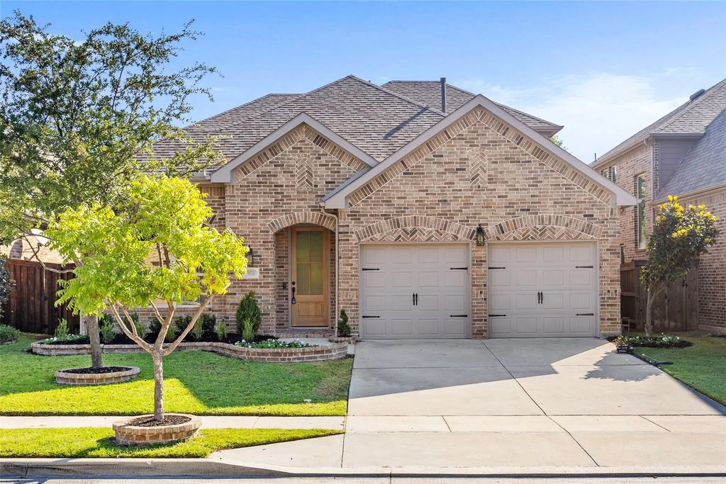 9524 Peat Court, Fort Worth