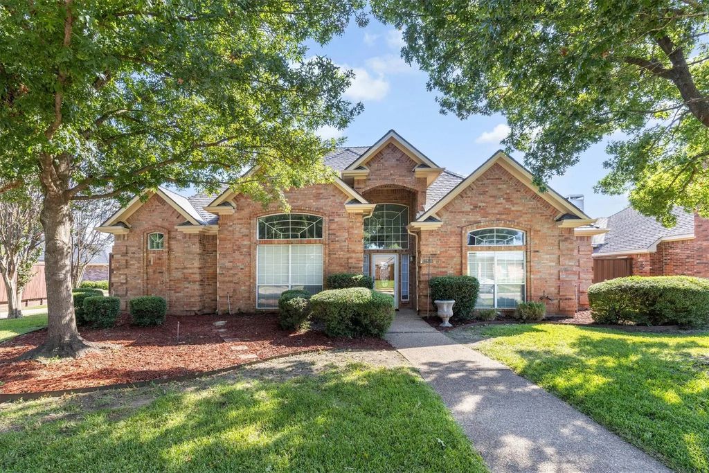 2816 Corby Drive, Plano