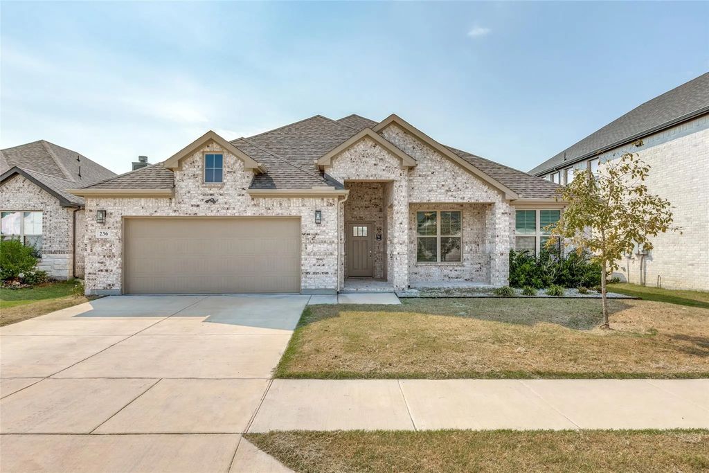 236 Lakeside Drive, Lavon