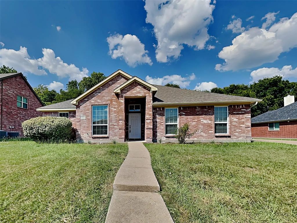217 Richard Lane, Red Oak