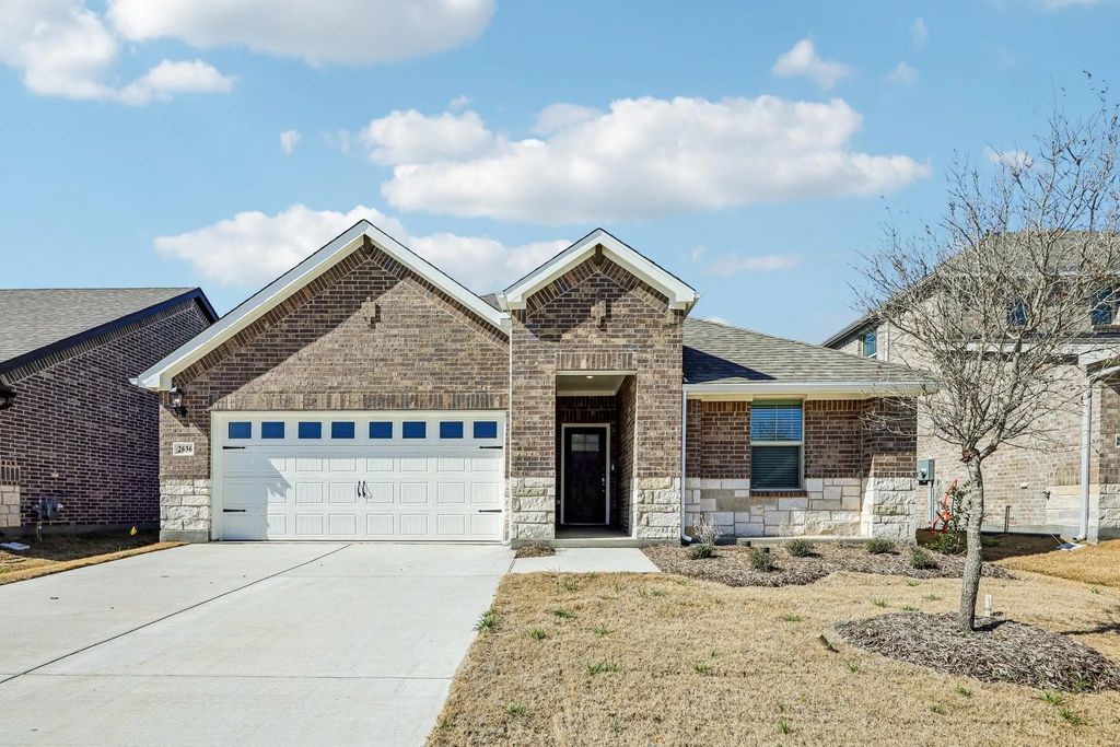 2636 Grand Canyon Street, Anna
