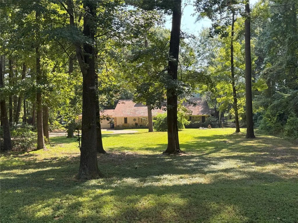 522 Twin Point Drive, Benton