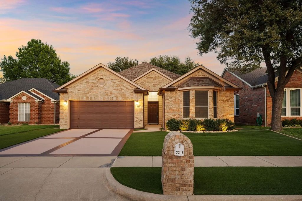 3316 Windchase Drive, Flower Mound