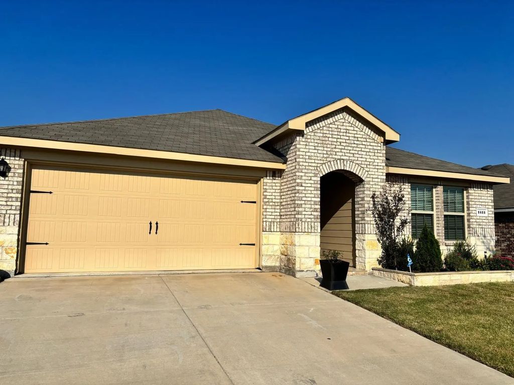 1411 Thunder Canyon, Josephine