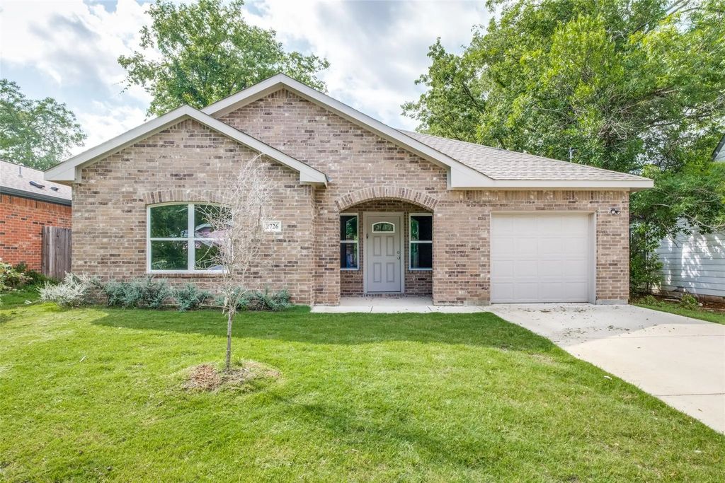 2726 Lawrence Street, Dallas