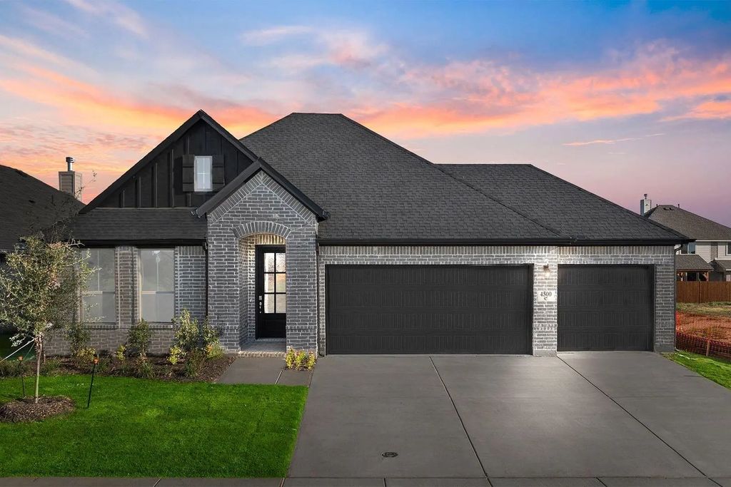 4500 Copper Point, Fort Worth