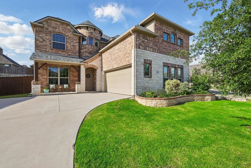 11900 Carlin Drive, Fort Worth