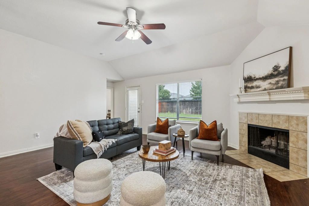 3213 Chesington Drive, Fort Worth