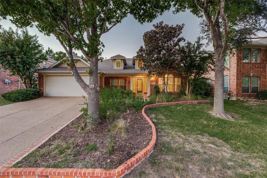 15204 Regal Oak Lane, Frisco