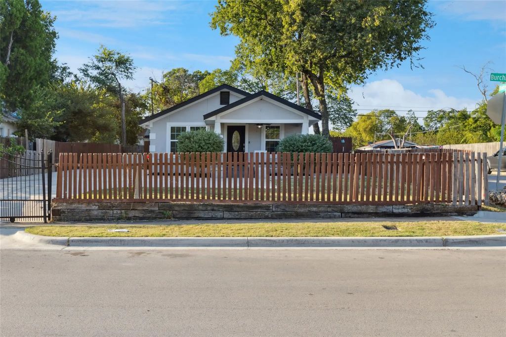 3000 Burchill Road S, Fort Worth
