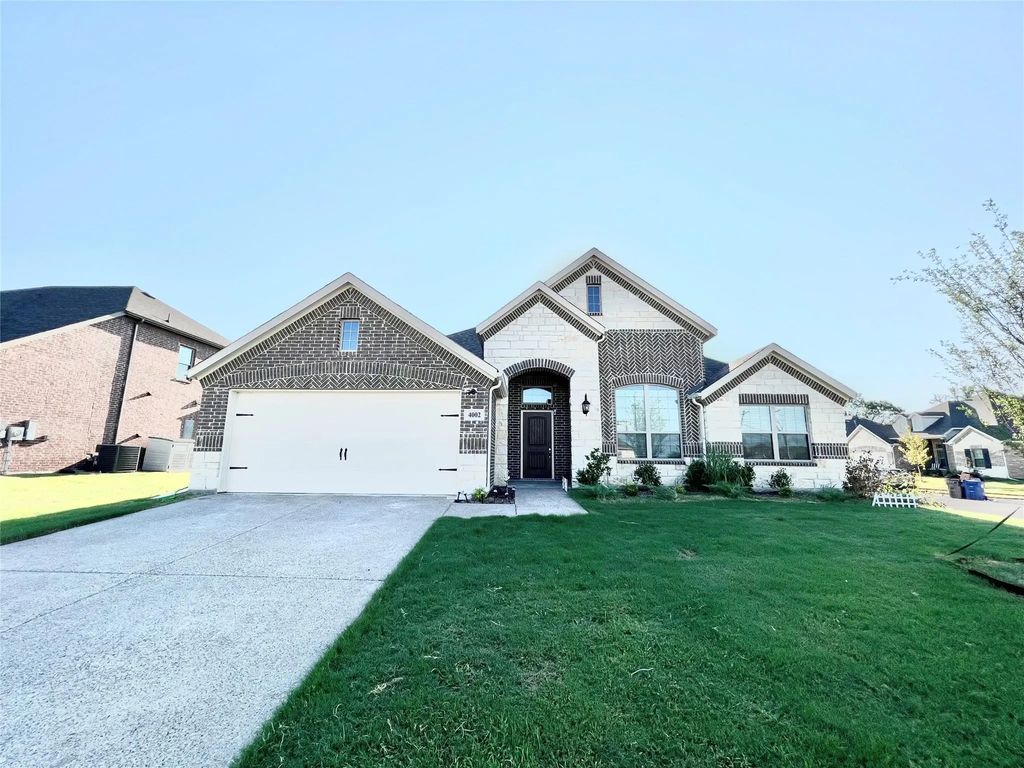 4002 Whitetail Lane, Melissa