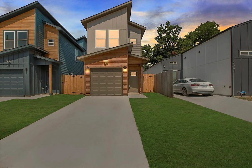 2219 Anderson Street, Dallas