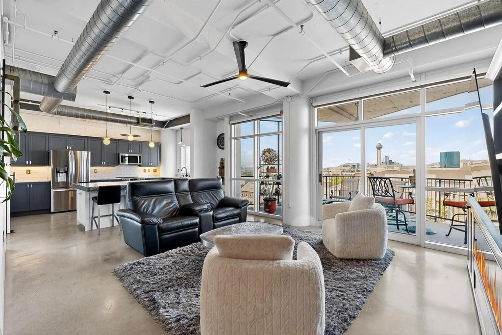 1001 Belleview Street 505, Dallas